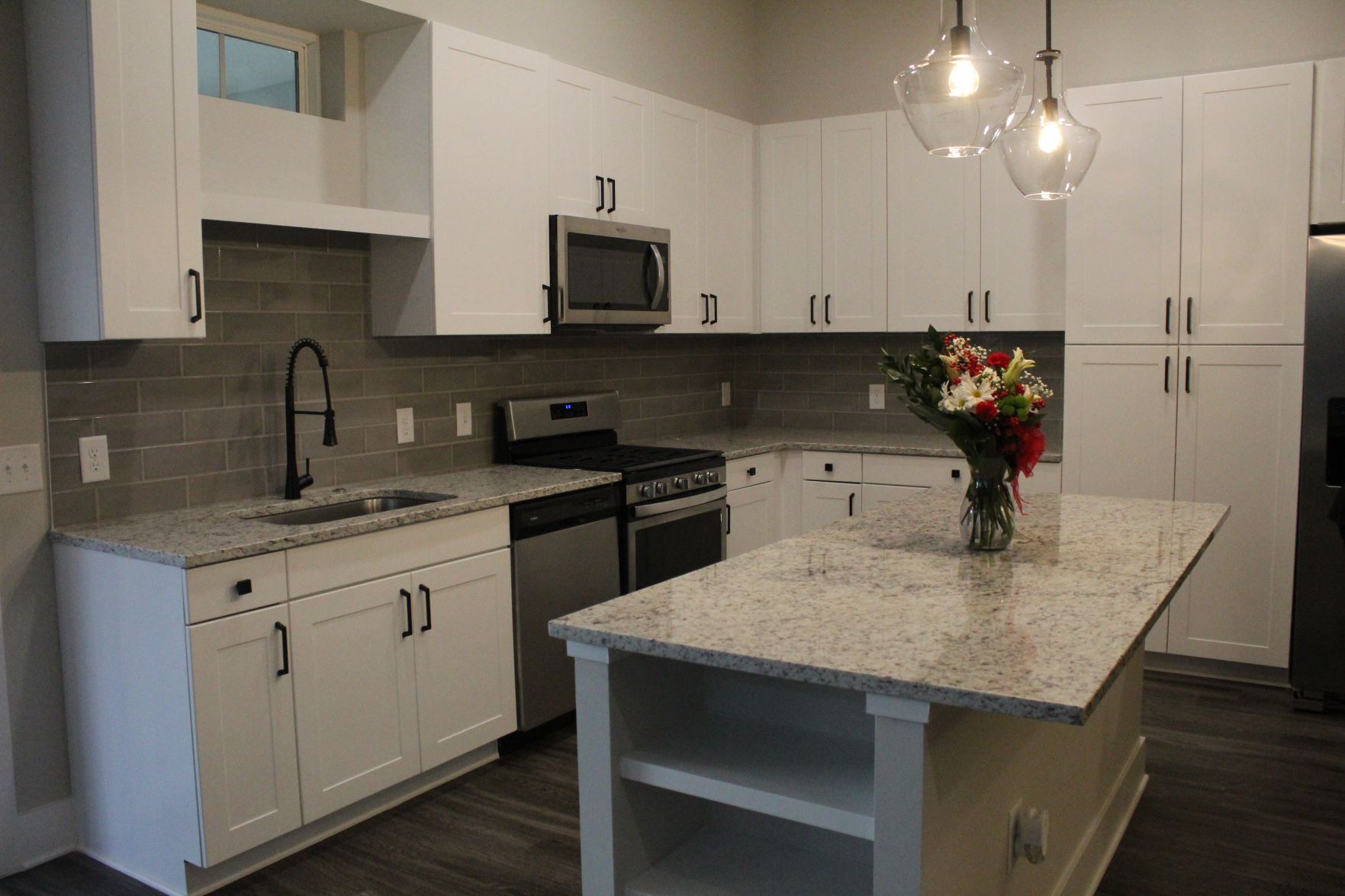 evoq kitchen.JPG